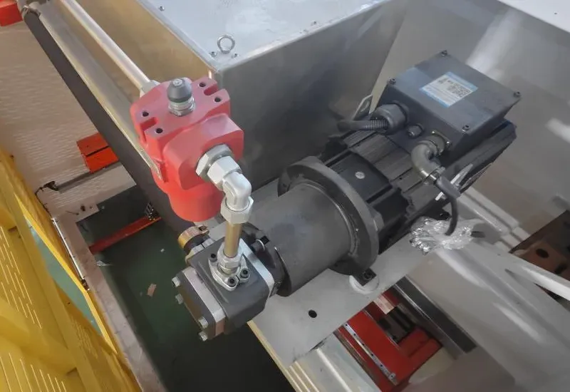 Servo-driven hydraulic